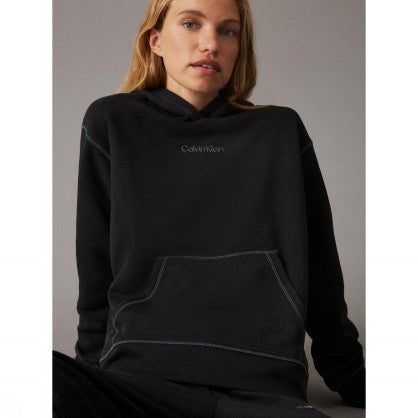 PULLOVER HOODIE