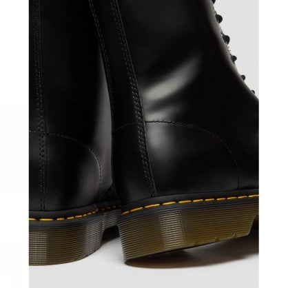 1490 Black Smooth
