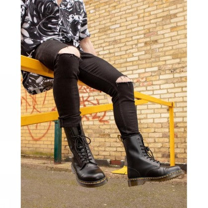 1490 Black Smooth