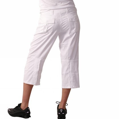 TECH WOVEN CAPRI