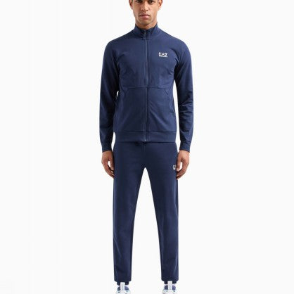 SPORTS SUIT
