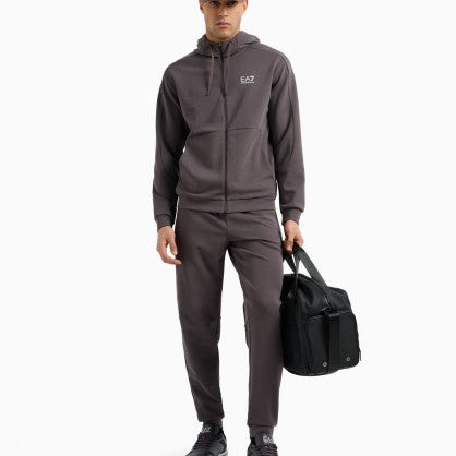 TRACKSUIT