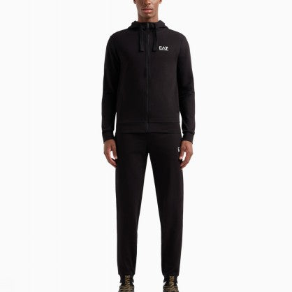 SPORTS SUIT