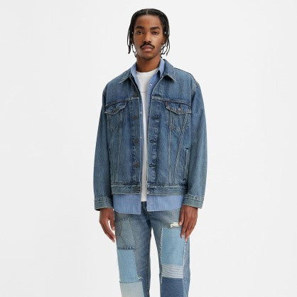 RELAXED FIT TRUCKER MED INDIGO - WORN IN