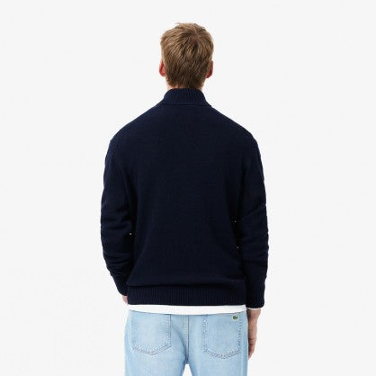 PULLOVER