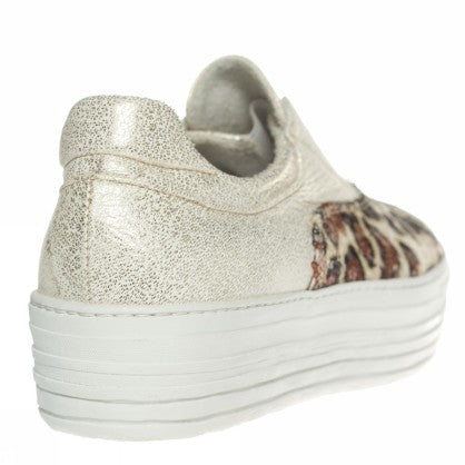 WOMEN'S LEOPARD RUBBER FOOTBED SHOE