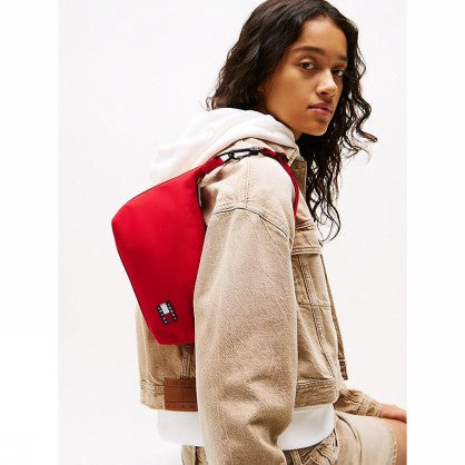 TJW ESS DAILY SHOULDER BAG