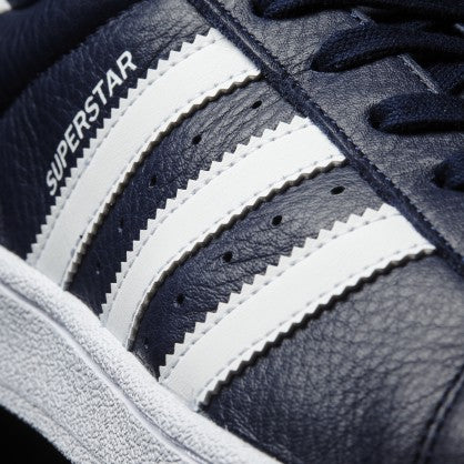 SUPERSTAR