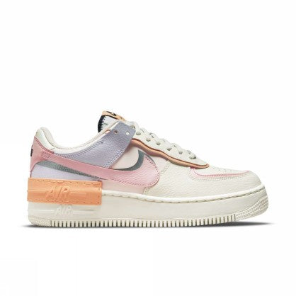NIKE AIR FORCE LOW