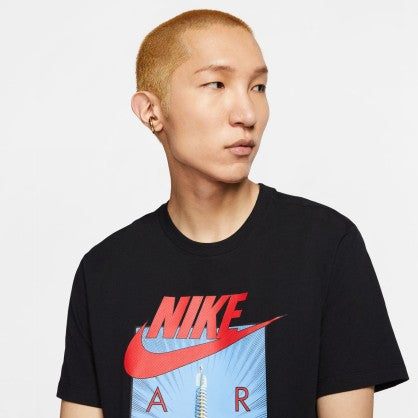 M NSW TEE AIR PHOTO TEE