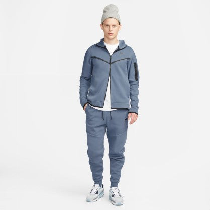 SPORTSWEAR TECH FLEECE