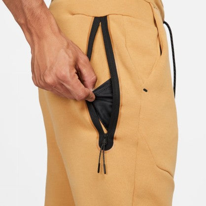 SPORTSWEAR TECH FLEECE