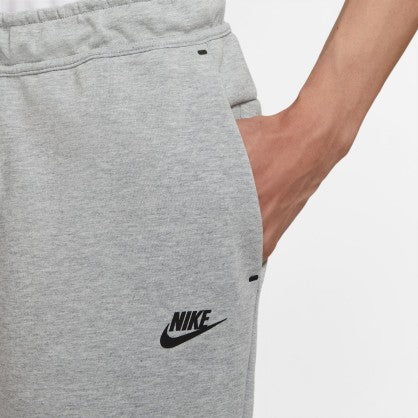 SPORTSWEAR TECH FLEECE