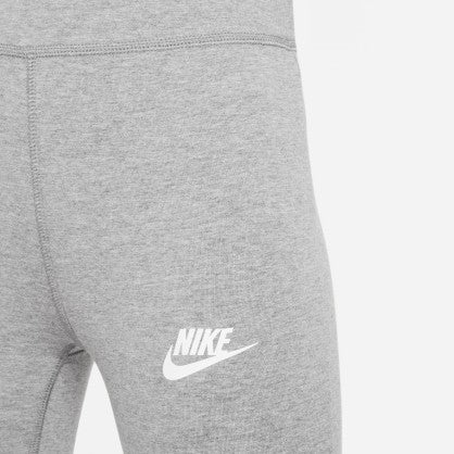 SPORTSWEAR