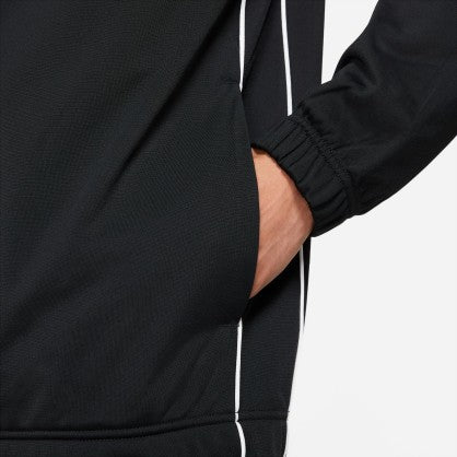 SPORTSWEAR
