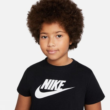 SPORTSWEAR