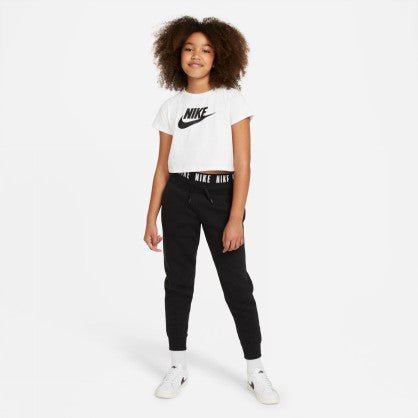 SPORTSWEAR