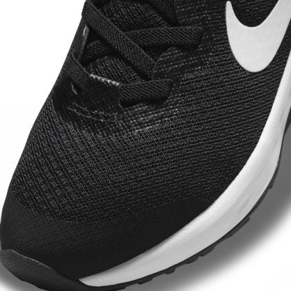 NIKE REVOLUTION 6