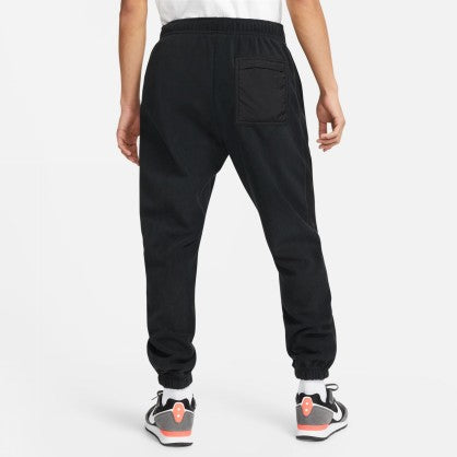 SPORTSWEAR STYLE ESSENTIALS