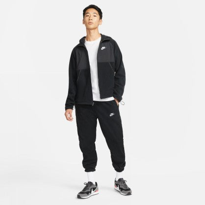 SPORTSWEAR STYLE ESSENTIALS