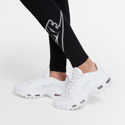 SPORTSWEAR FAVORITES