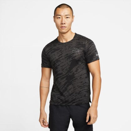 DRI-FIT RUN DIVISION RISE 365