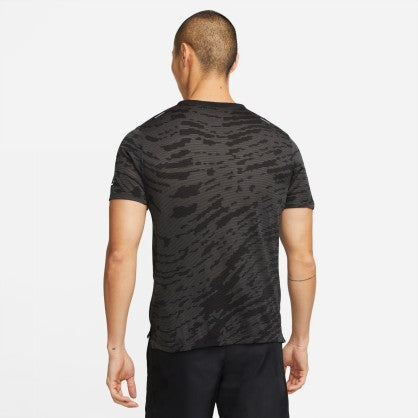 DRI-FIT RUN DIVISION RISE 365