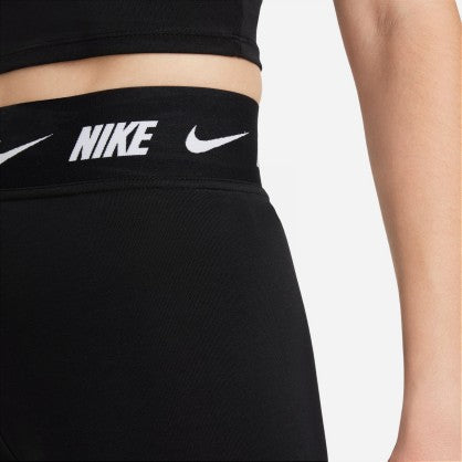 SPORTSWEAR CLUB