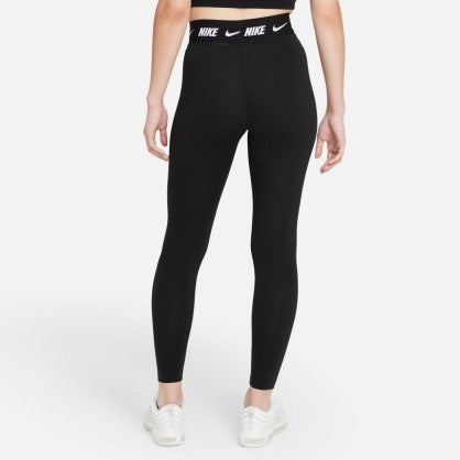 SPORTSWEAR CLUB