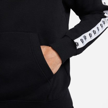 SPORTSWEAR SPORTESSENTIAL