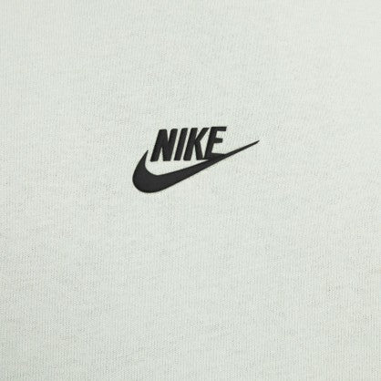 SPORTSWEAR PREMIUM ESSENTIALS