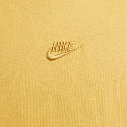 SPORTSWEAR PREMIUM ESSENTIALS