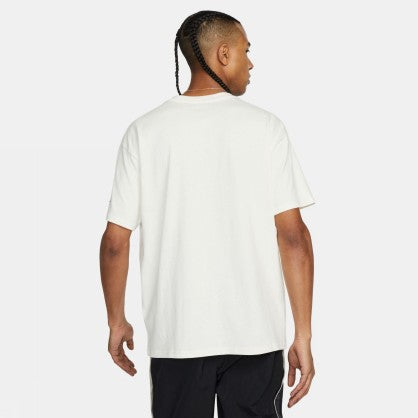 SPORTSWEAR
