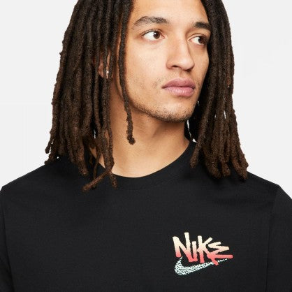 SPORTSWEAR