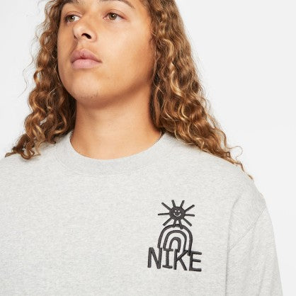 SPORTSWEAR