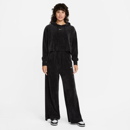 SPORTSWEAR
