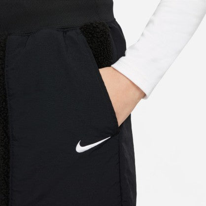 SPORTSWEAR ESSENTIAL