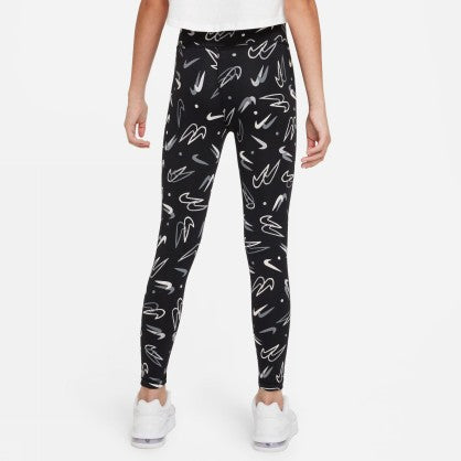 SPORTSWEAR ESSENTIAL