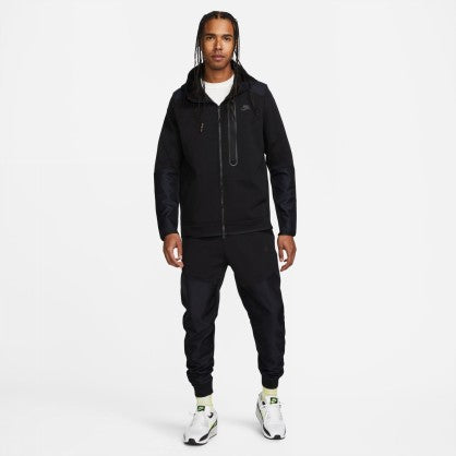 SPORTSWEAR TECH FLEECE