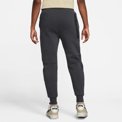 SPORTSWEAR TECH FLEECE