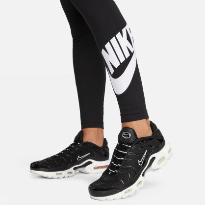 SPORTSWEAR CLASSICS