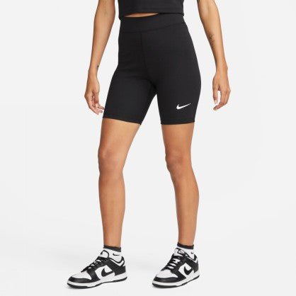 SPORTSWEAR CLASSICS
