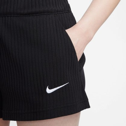 SPORTSWEAR