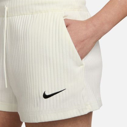 SPORTSWEAR