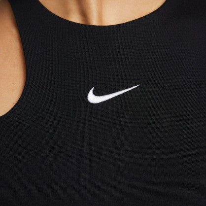 SPORTSWEAR ESSENTIAL