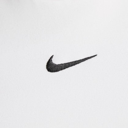 SPORTSWEAR ESSENTIALS