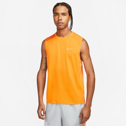 DRI-FIT RUN DIVISION RISE 365