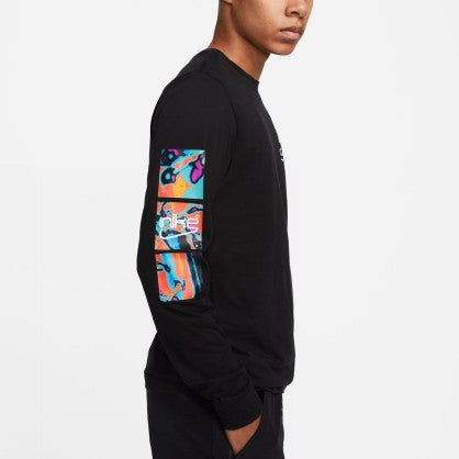 SPORTSWEAR