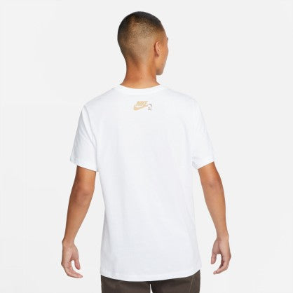 SPORTSWEAR