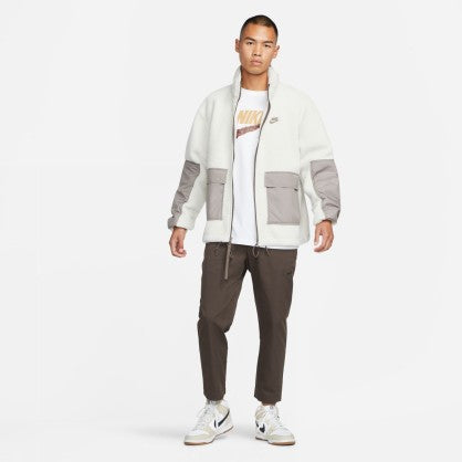 SPORTSWEAR